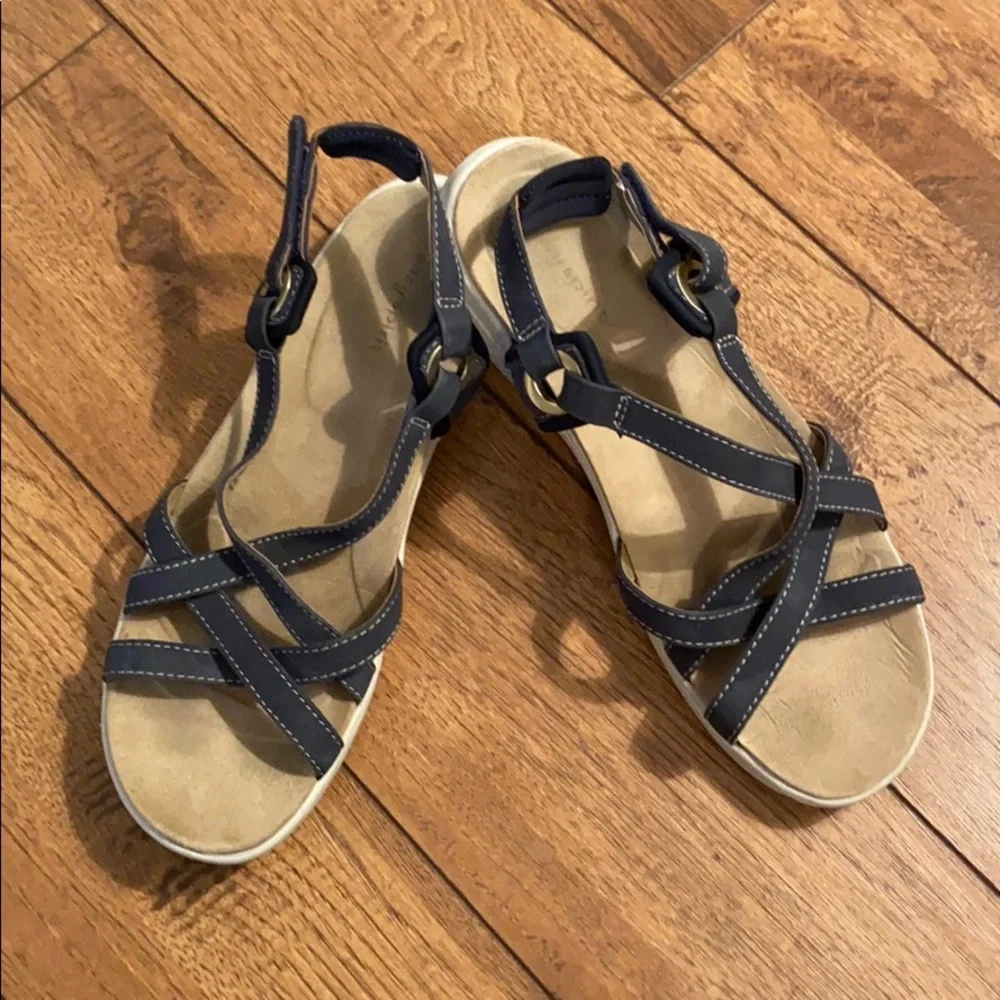 Easy Spirit Blue Comfort Walking Sandals
